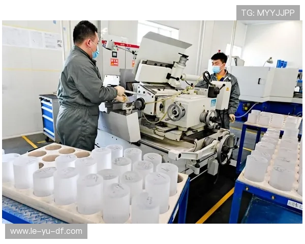 雷恩攻防均衡发力,新赛季整体竞争力稳步提升 雷恩攻防均衡发力,新赛季整体竞争力稳步提升