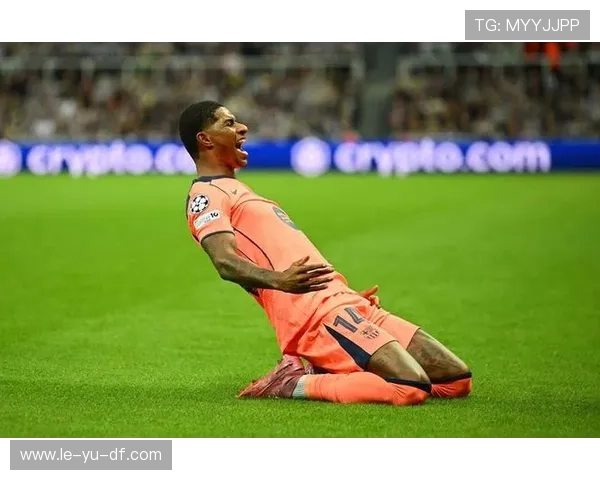 速度爆点直插禁区，拉什福德成反击利器